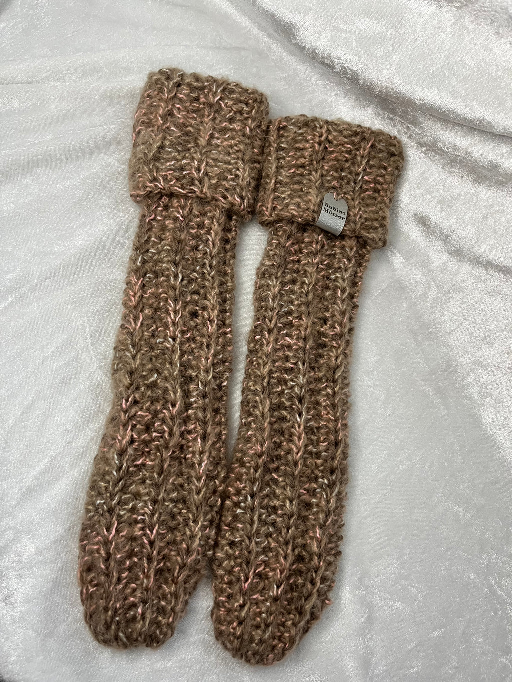 Sockor i ull, akryl, alpacka och polyester