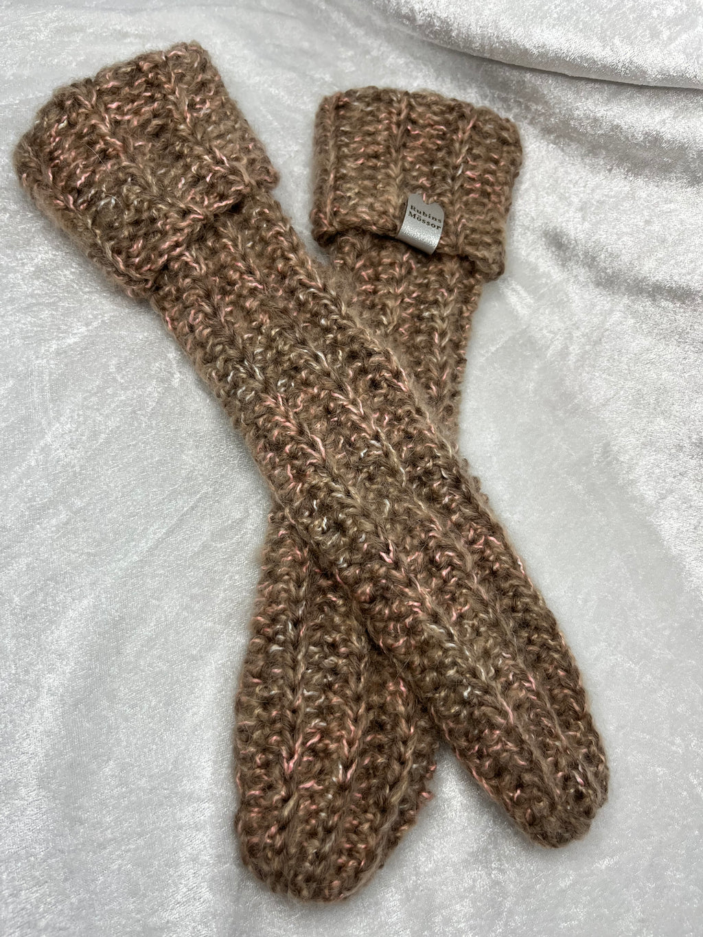 Sockor i ull, akryl, alpacka och polyester
