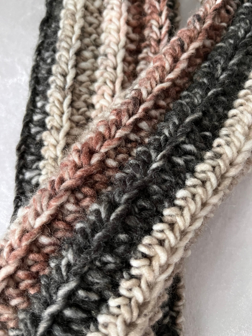 Sockor i ull, akryl och polyester