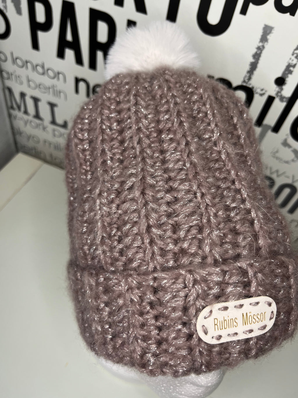Mössa i akryl/ull/mohair